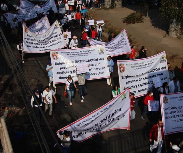 Manifestación de trabajadores de la salud en Edomex Manifestación de trabajadores de la salud en Edomex