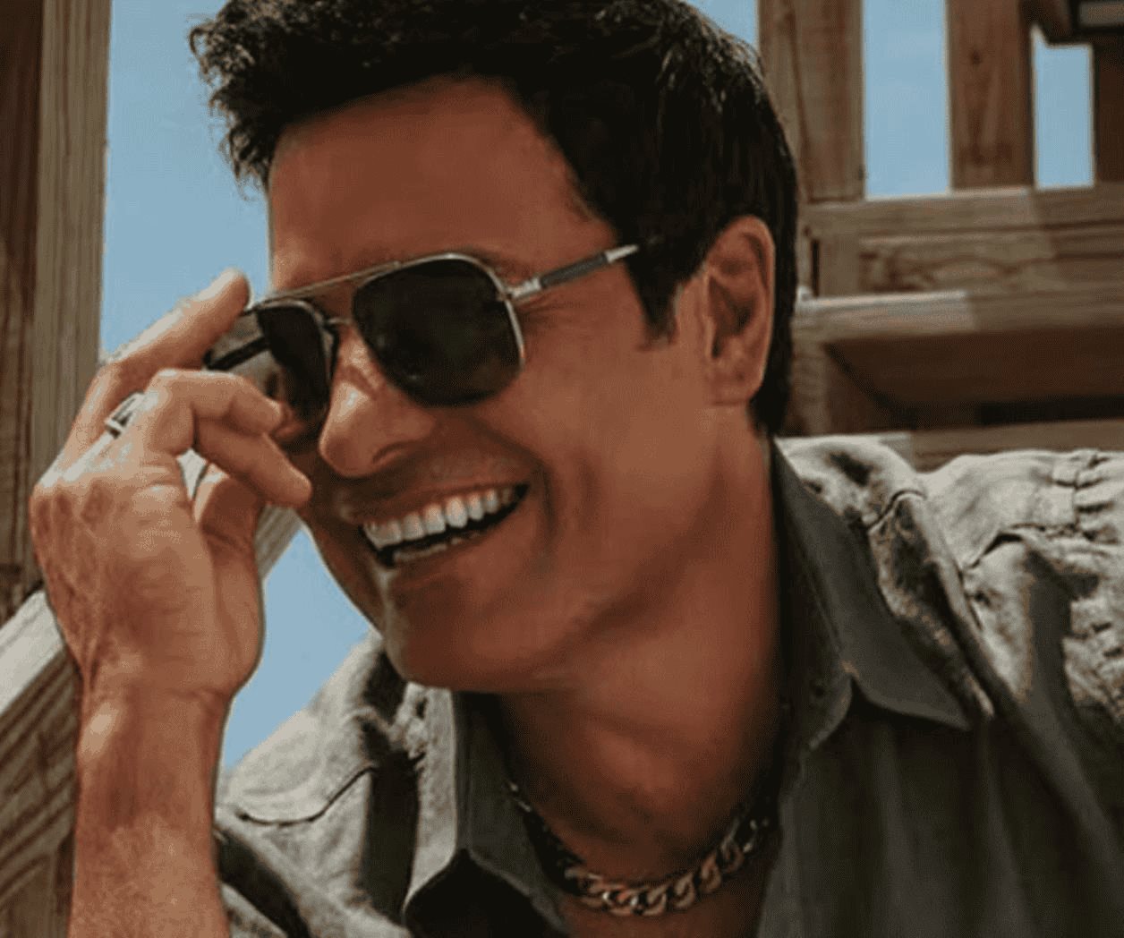 Chayanne prueba los tacos al pastor y desata debate en redes