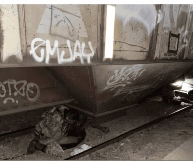 Ejército halla presunta droga debajo de tren de carga en Sinaloa