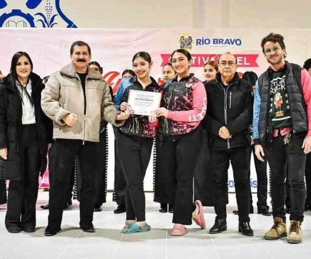 Gobierno municipal de Río Bravo: Festejan Día del Amor y la Amistad