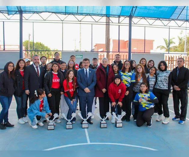 Sostiene rector de UAT encuentro con alumnos