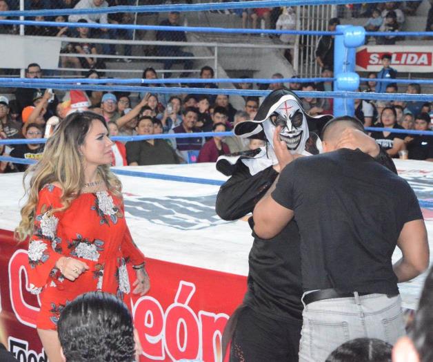 La Monja reta a Sexy Andr&eacute; en una batalla por el amor