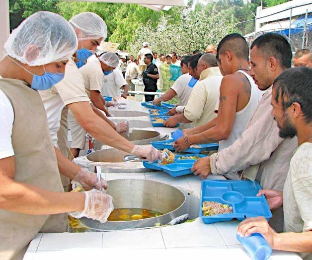 Otorgan contratos a empresa polémica Otorgan contratos a empresa polémica