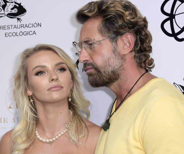 Lo deja solo en su peor momento