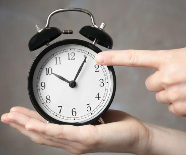 Anuncian el cambio de horario Anuncian el cambio de horario
