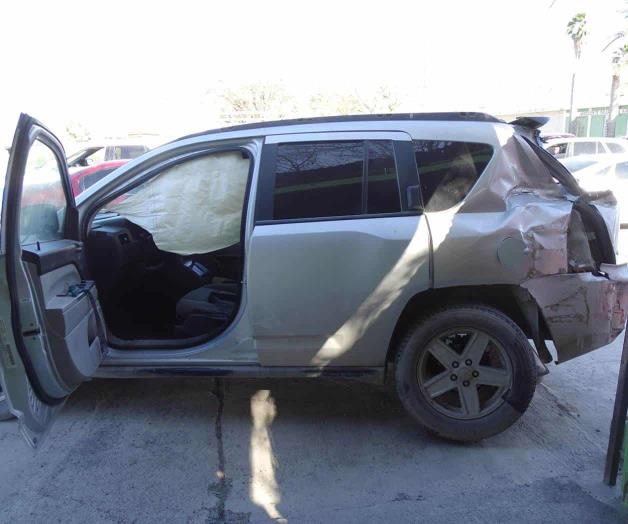 En avenida con Jalapa: Se lleva el ferrocarril  a madre conductora