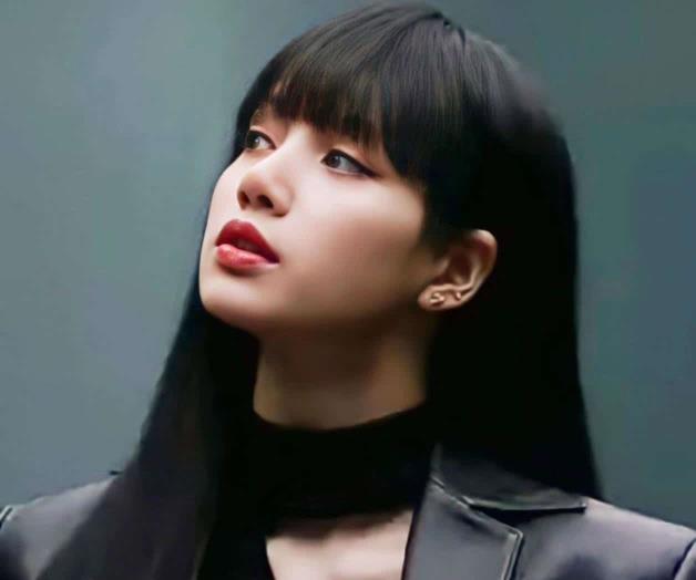 Lisa de Black Pink: Estrena disco como solista