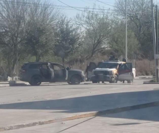 Abandonan camioneta tras una persecución y balacera Abandonan camioneta tras una persecución y balacera