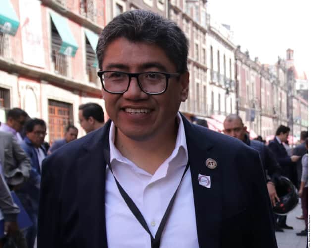 Resbalan nepotismo Sa&uacute;l Monreal y Salgado