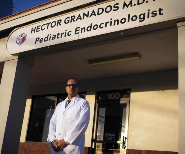 Arriesgan su carrera por atender a trans: Médicos, ¿infractores de la ley? Arriesgan su carrera por atender a trans: Médicos, ¿infractores de la ley?