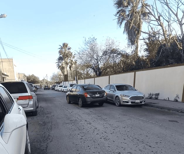 Atraviesan zona escolar en sentido contrario: Cafres al volante Atraviesan zona escolar en sentido contrario: Cafres al volante