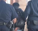 Oficiales de aduanas: Arrestan a un hombre por agresión sexual