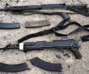 Autoridades federales aseguraron en el municipio de Río Bravo, Tamaulipas, una camioneta con blindaje artesanal, armas y municiones
