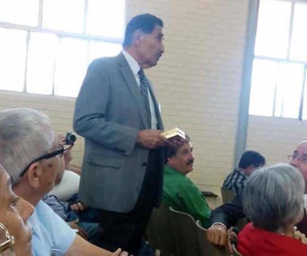 Consterna muerte de profesor Gumersindo