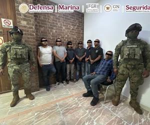 Detienen a 10 con arsenal en San Fernando; abaten a un pistolero