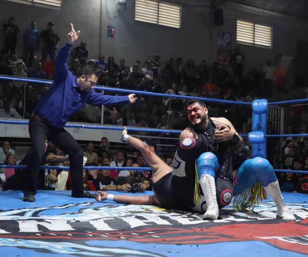 Blanquean los Lobos a Correcaminos