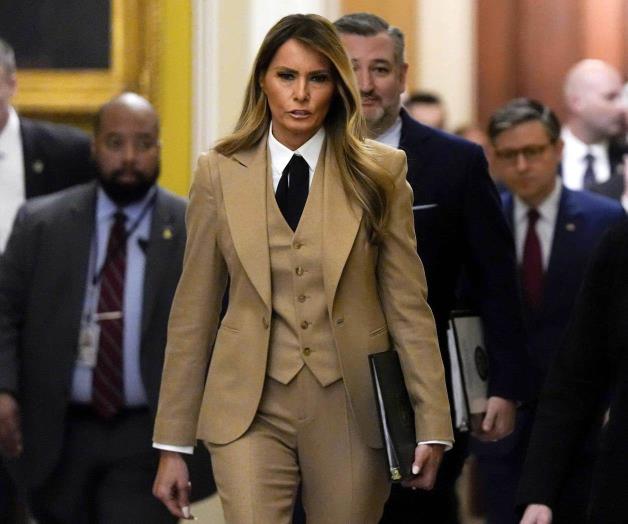 Melania Trump acude al Capitolio a apoyar ley contra la violencia en internet