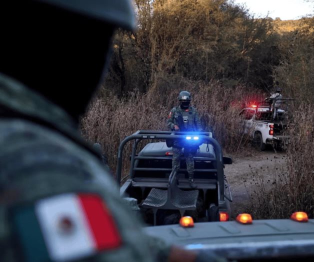 Desmantelan narcolaboratorio en sierra de Apatzingán Desmantelan narcolaboratorio en sierra de Apatzingán