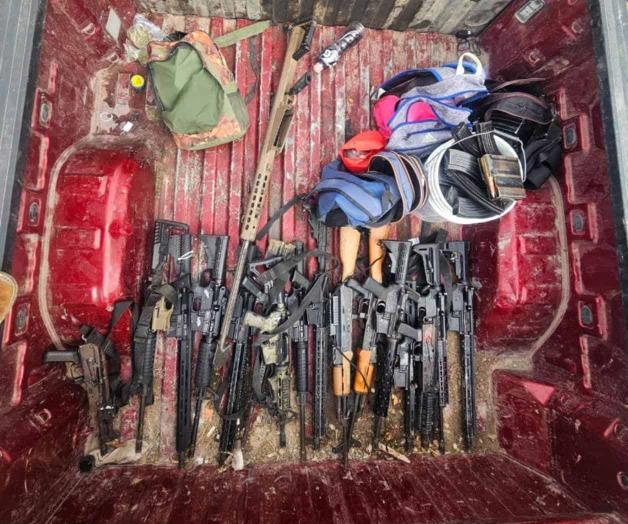 Detienen a 10 con arsenal en San Fernando; abaten a un pistolero Detienen a 10 con arsenal en San Fernando; abaten a un pistolero