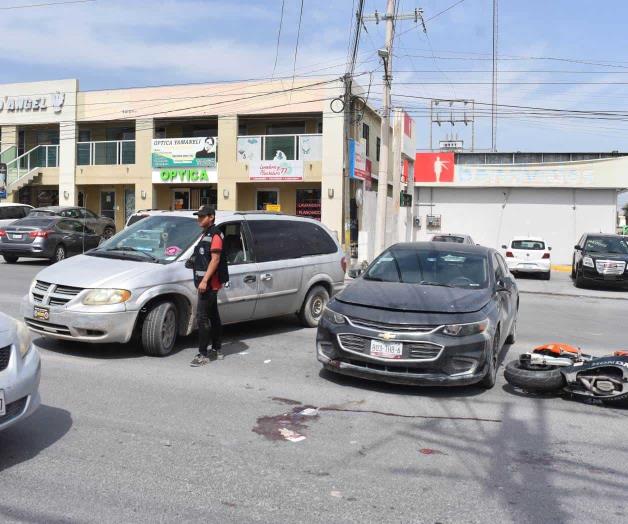 Impacta a motociclista en colonia Jarachina Sur Impacta a motociclista en colonia Jarachina Sur