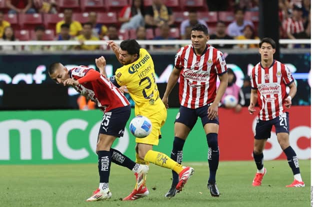 Vence Chivas 1-0 al América en Concachampions Vence Chivas 1-0 al América en Concachampions
