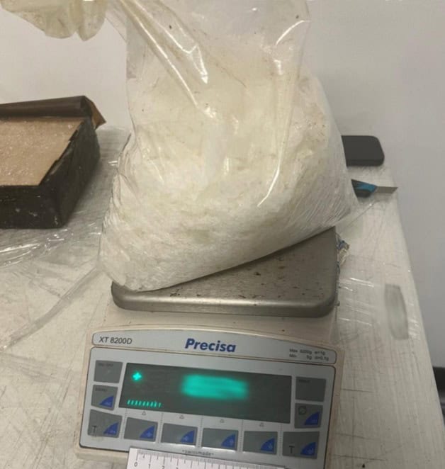 Aseguran 700 kilos de metanfetamina en retén de San Fernando; hay dos detenidos. Aseguran 700 kilos de metanfetamina en retén de San Fernando; hay dos detenidos.