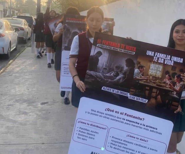 Previenen a j&oacute;venes de riesgos por drogas