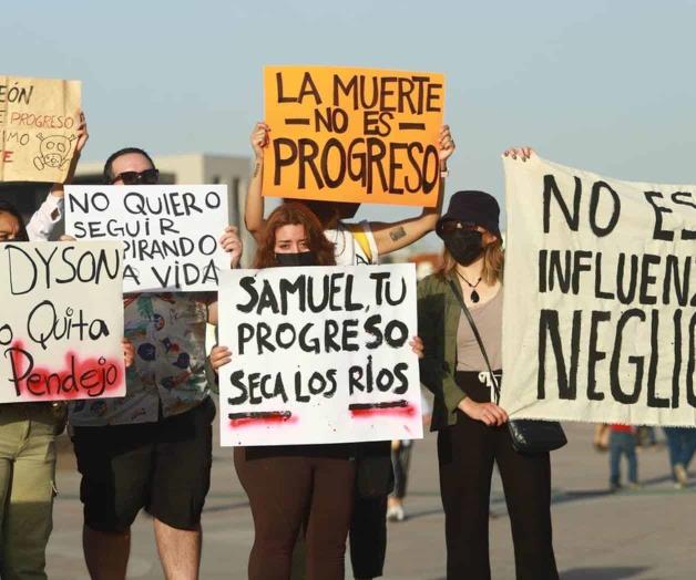 Protestan por aire limpio en Nuevo León Protestan por aire limpio en Nuevo León