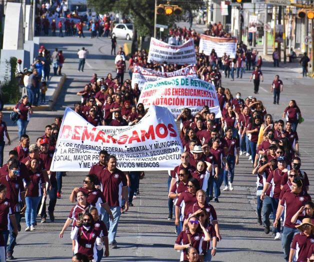 Negocian obreros días de descanso Negocian obreros días de descanso