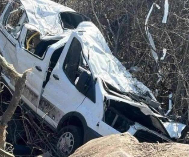 Mueren 6 alumnos de Universidad de Guanajuato en accidente Mueren 6 alumnos de Universidad de Guanajuato en accidente