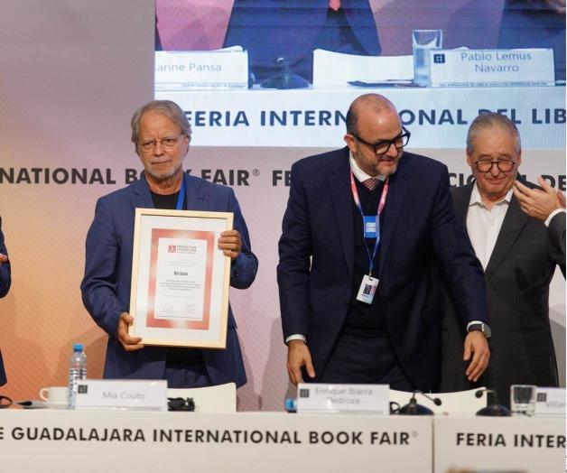 Buscan autores para premio FIL Buscan autores para premio FIL