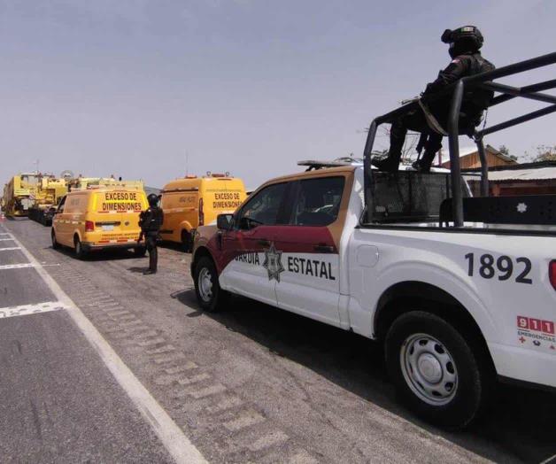 Tr&aacute;fico lento en KM 04 de la Carretera Federal 80 por traslado de transformador