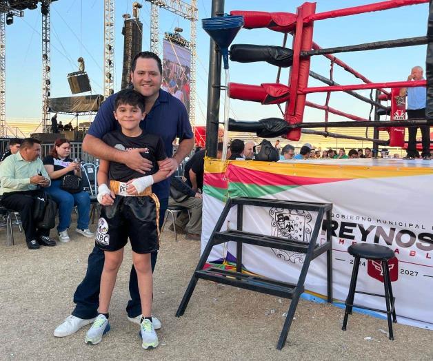 ´El Tolo´ quiere ser un ídolo del boxeo ´El Tolo´ quiere ser un ídolo del boxeo