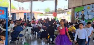 Realizan eventos cívicos culturales