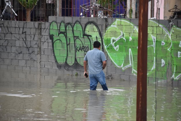 ´Salió mi hijo con mis nietos a pedir ayuda, y yo después con mi perro´ ´Salió mi hijo con mis nietos a pedir ayuda, y yo después con mi perro´