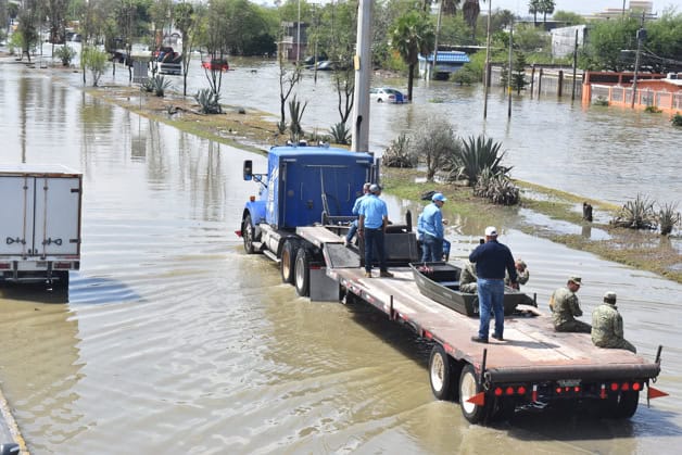 Se solidarizan transportistas con ciudadanos Se solidarizan transportistas con ciudadanos