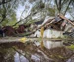 Ríos desbordados inundan pueblos en el sur de EEUU tras días de intensas lluvias