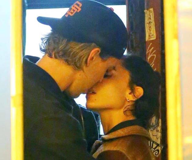¿Será nuevo romance? ¿Será nuevo romance?
