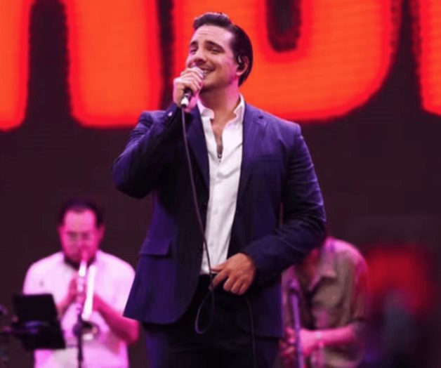 Vadhir Derbez es criticado por su show en Pal Norte Vadhir Derbez es criticado por su show en Pal Norte