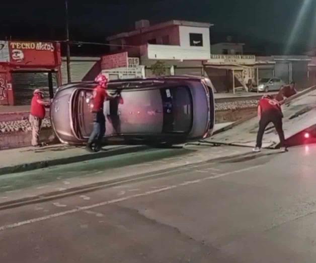 Accidente de Tránsito en Monterrey por Conductor Dormitado Accidente de Tránsito en Monterrey por Conductor Dormitado