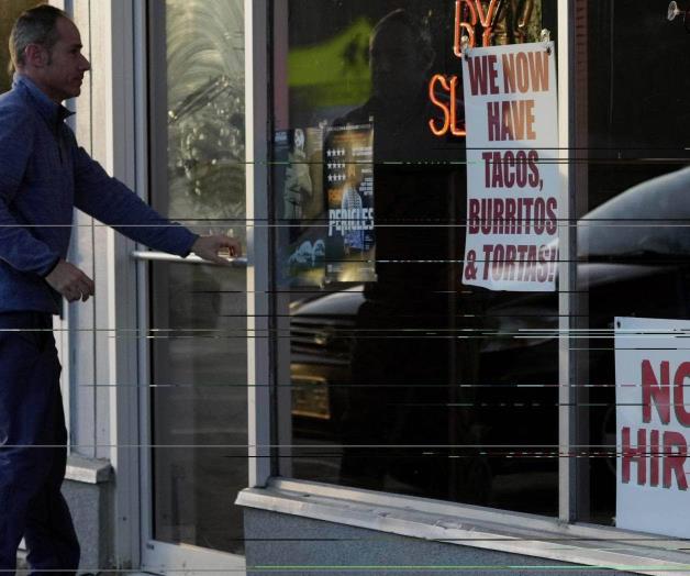 Solicitudes de ayuda por desempleo en EEUU aumentan levemente en un mercado laboral estable