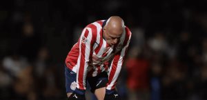 Chicharito Hernández es baja para el duelo contra Mazatlán