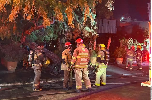 San Pedro: Incendio en Restaurante Cara de Vaca