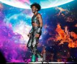 Hospitalizan a Lil Nas X por parálisis en su rostro