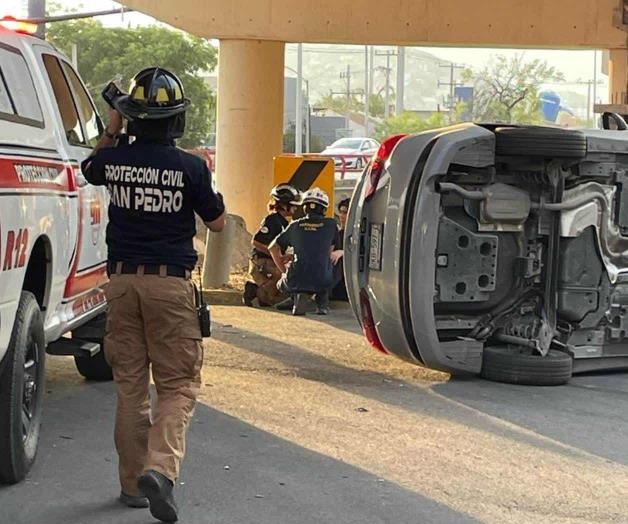 Accidente de Auto en San Pedro: Joven Resulta Herido