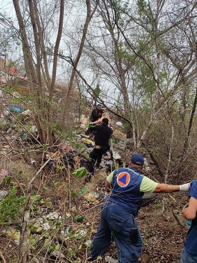Camioneta cae a barranco en Mante; hay cuatro lesionados