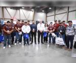 Asisten alumnos de la UTTN a la Expo & Tech Forum SMT