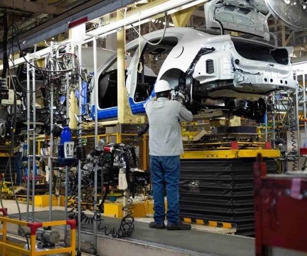 Mazda frenará su producción en EU Mazda frenará su producción en EU