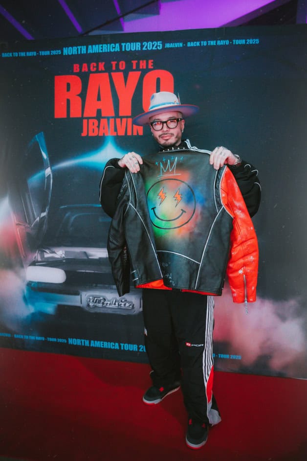 J Balvin enciende el escenario