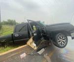 Conductor impacta contra poste en accidente en Reynosa